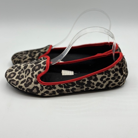 Betsey Johnson Women's Leopard Animal Print Slippers with Red Trim Size M 7/8 - Picture 3 of 9